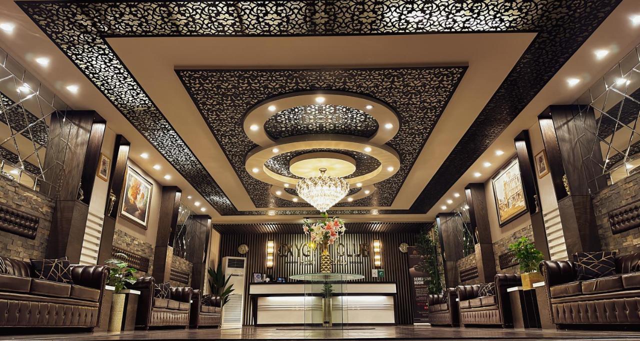 Oxygym Club Hotel & Suites Faisalabad Exterior photo